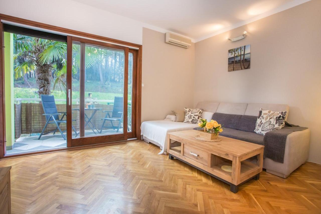 Apartment Mauro Porec Exterior photo