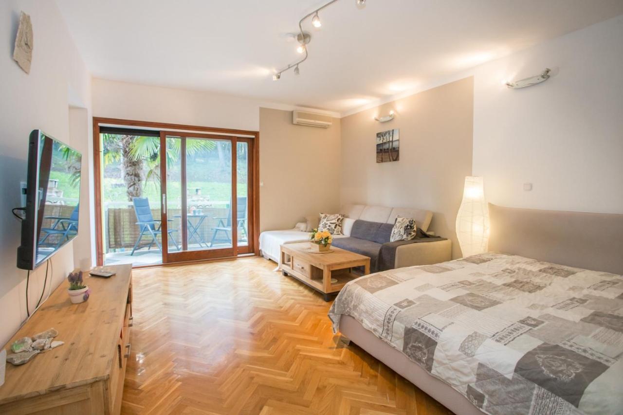 Apartment Mauro Porec Exterior photo
