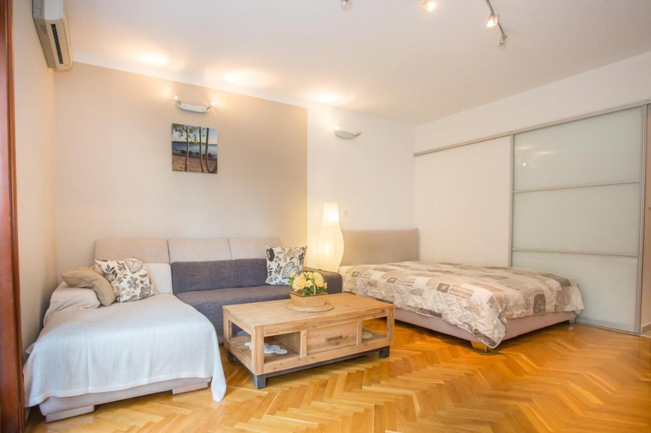 Apartment Mauro Porec Exterior photo