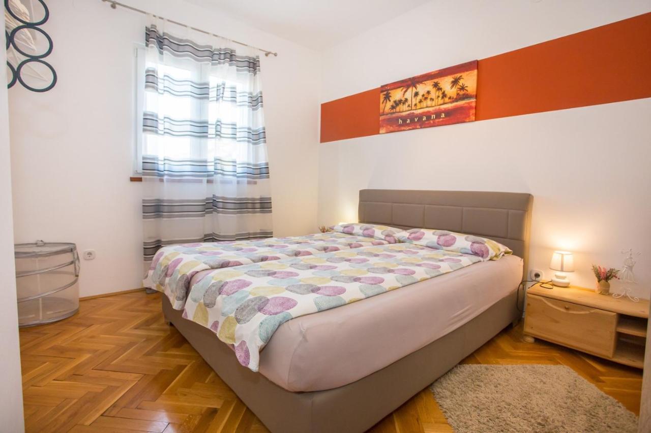 Apartment Mauro Porec Exterior photo