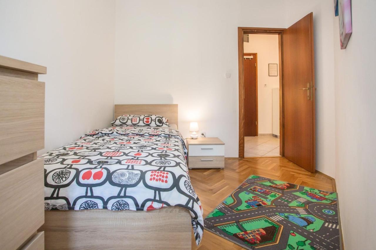 Apartment Mauro Porec Exterior photo